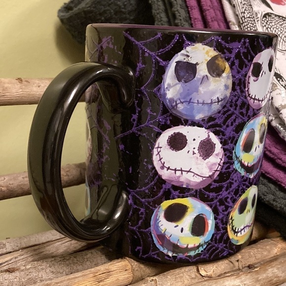 NEW! NIGHTMARE BEFORE CHRISTMAS JACK SKELLINGTON SPARKLING WEB MUG - Picture 5 of 6